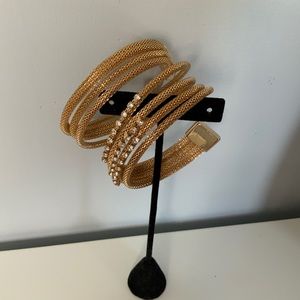 Four Coil Stretch bracelet